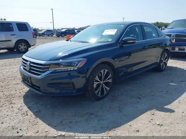 1VWSA7A33MC016749 2021 VOLKSWAGEN PASSAT - Image 2