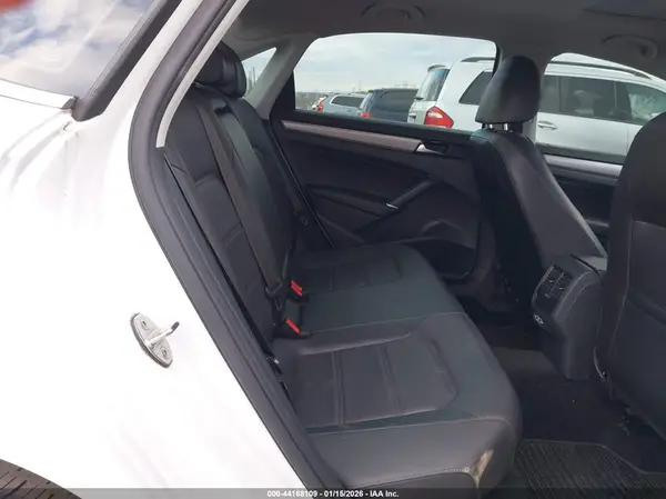 1VWSA7A33NC001413 2022 VOLKSWAGEN PASSAT - Image 8