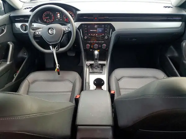 1VWSA7A33NC003985 2022 VOLKSWAGEN PASSAT - Image 8