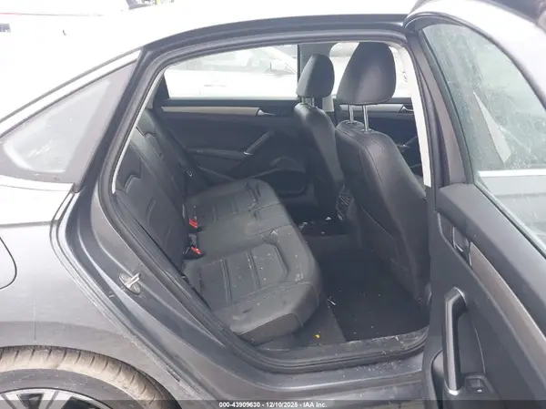 1VWSA7A34MC007333 2021 VOLKSWAGEN PASSAT - Image 8