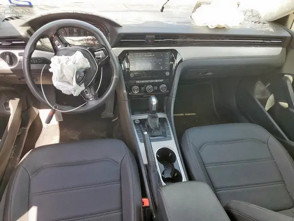 1VWSA7A34MC014427 2021 VOLKSWAGEN PASSAT - Image 8