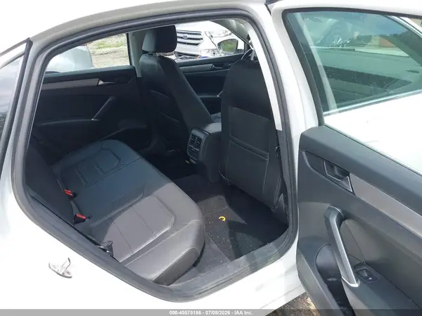 1VWSA7A34MC017974 2021 VOLKSWAGEN PASSAT - Image 8