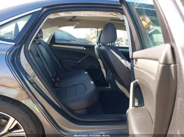 1VWSA7A34NC005762 2022 VOLKSWAGEN PASSAT - Image 8