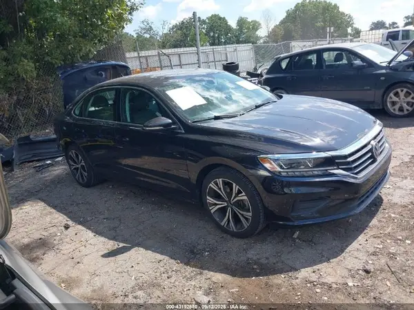 1VWSA7A35MC000343 2021 VOLKSWAGEN PASSAT - Image 1