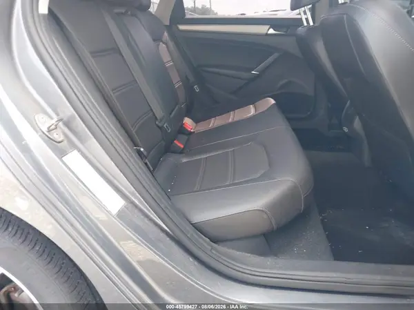 1VWSA7A35MC002125 2021 VOLKSWAGEN PASSAT - Image 8