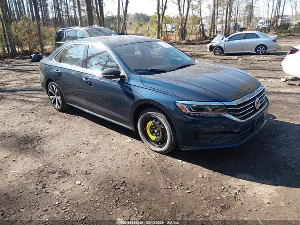 1VWSA7A35MC005722 2021 VOLKSWAGEN PASSAT - Image 1