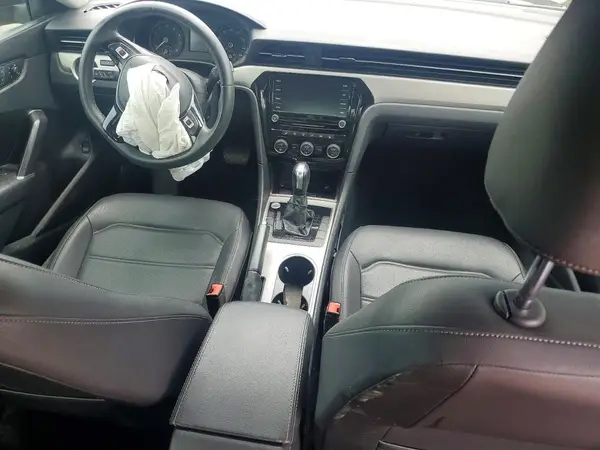 1VWSA7A35MC006577 2021 VOLKSWAGEN PASSAT - Image 8