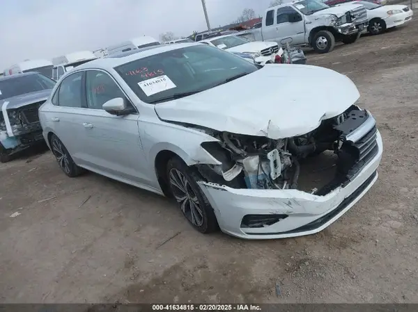 1VWSA7A35MC006675 2021 VOLKSWAGEN PASSAT - Image 1