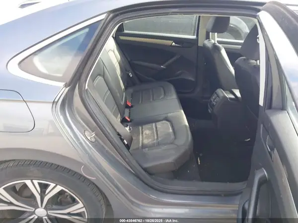 1VWSA7A35MC008460 2021 VOLKSWAGEN PASSAT - Image 8