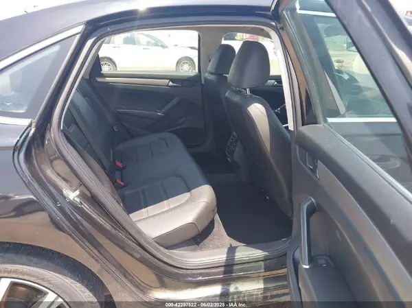 1VWSA7A35MC009544 2021 VOLKSWAGEN PASSAT - Image 8