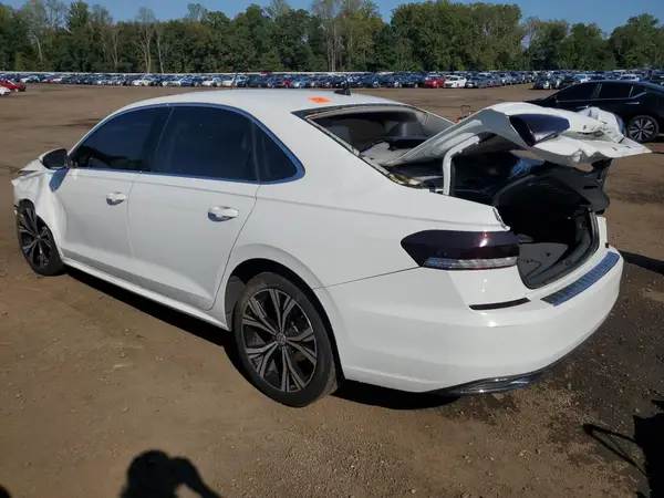 1VWSA7A35MC014565 2021 VOLKSWAGEN PASSAT - Image 2