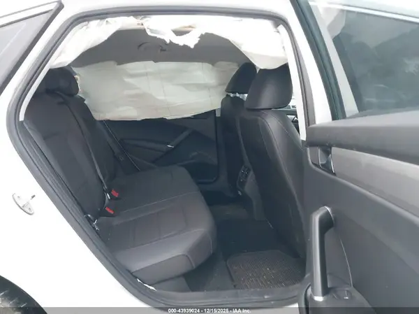1VWSA7A35MC014940 2021 VOLKSWAGEN PASSAT - Image 8