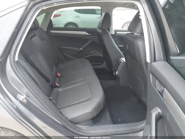 1VWSA7A35NC001574 2022 VOLKSWAGEN PASSAT - Image 8
