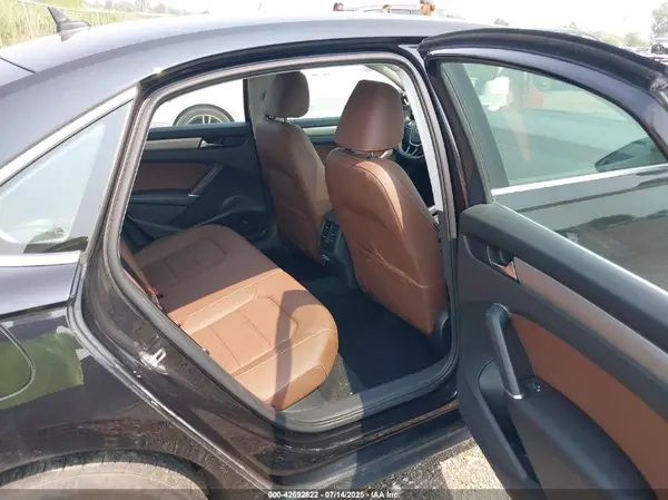 1VWSA7A35NC003504 2022 VOLKSWAGEN PASSAT - Image 8