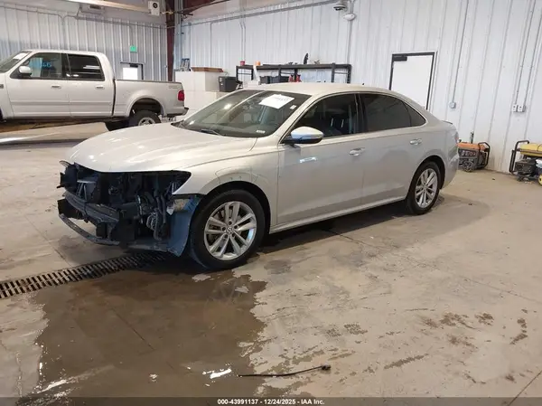 1VWSA7A36LC023547 2020 VOLKSWAGEN PASSAT - Image 2