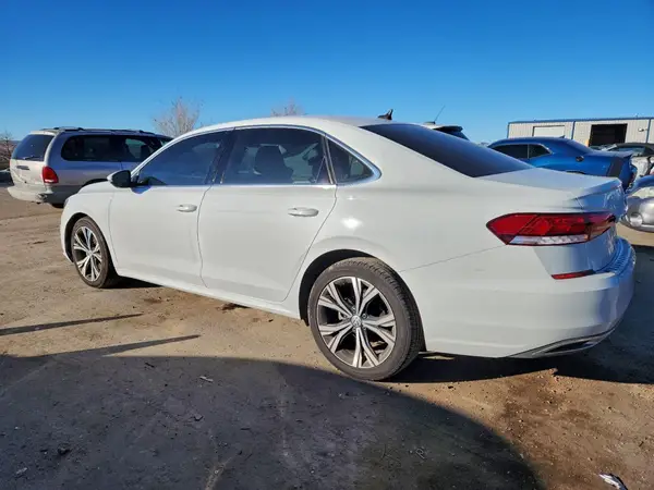 1VWSA7A36MC001050 2021 VOLKSWAGEN PASSAT - Image 2