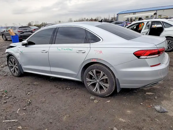 1VWSA7A36MC006975 2021 VOLKSWAGEN PASSAT - Image 2