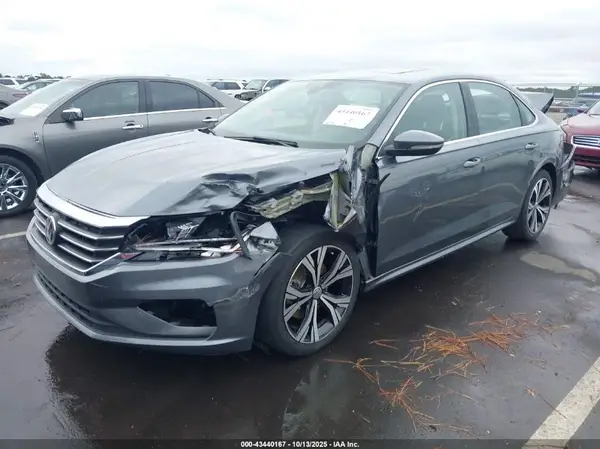 1VWSA7A36MC015286 2021 VOLKSWAGEN PASSAT - Image 2