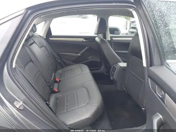 1VWSA7A36MC015286 2021 VOLKSWAGEN PASSAT - Image 8