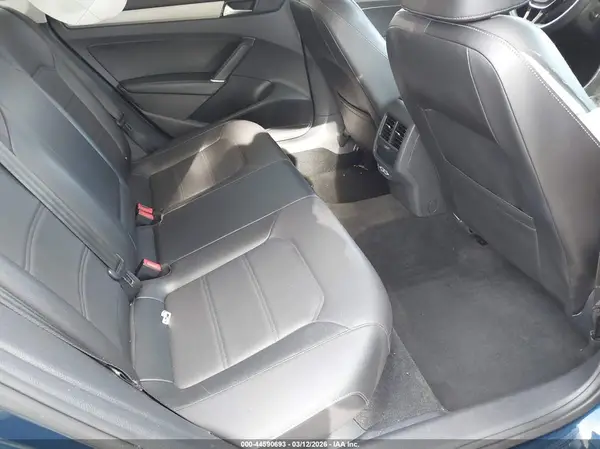 1VWSA7A36NC007674 2022 VOLKSWAGEN PASSAT - Image 8