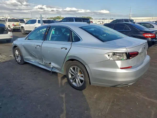 1VWSA7A37LC007986 2020 VOLKSWAGEN PASSAT - Image 2