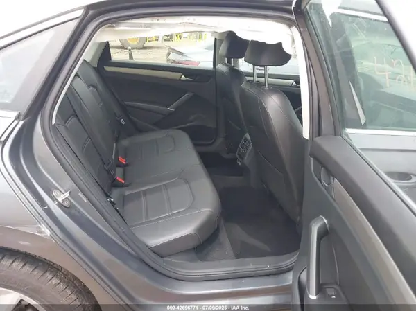 1VWSA7A37LC015778 2020 VOLKSWAGEN PASSAT - Image 8