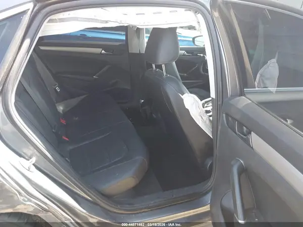 1VWSA7A37MC001039 2021 VOLKSWAGEN PASSAT - Image 8