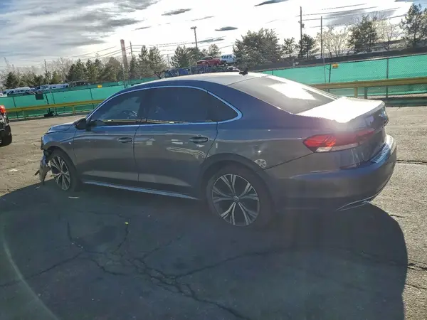 1VWSA7A37MC002465 2021 VOLKSWAGEN PASSAT - Image 2