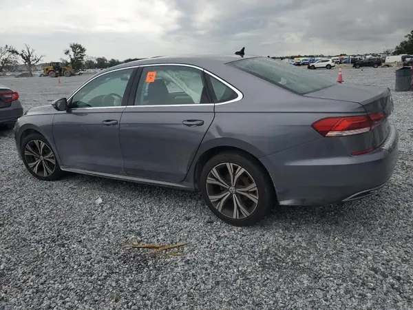 1VWSA7A37MC008217 2021 VOLKSWAGEN PASSAT - Image 2