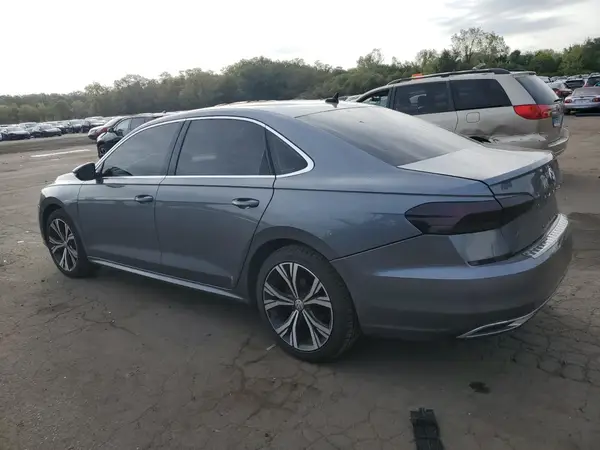 1VWSA7A37MC015622 2021 VOLKSWAGEN PASSAT - Image 2