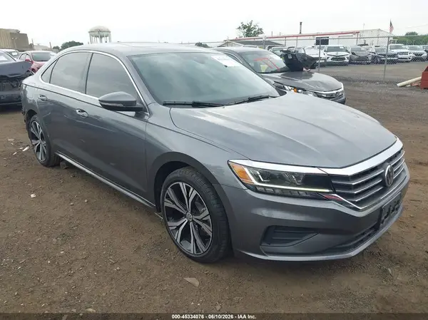 1VWSA7A37MC015636 2021 VOLKSWAGEN PASSAT - Image 1