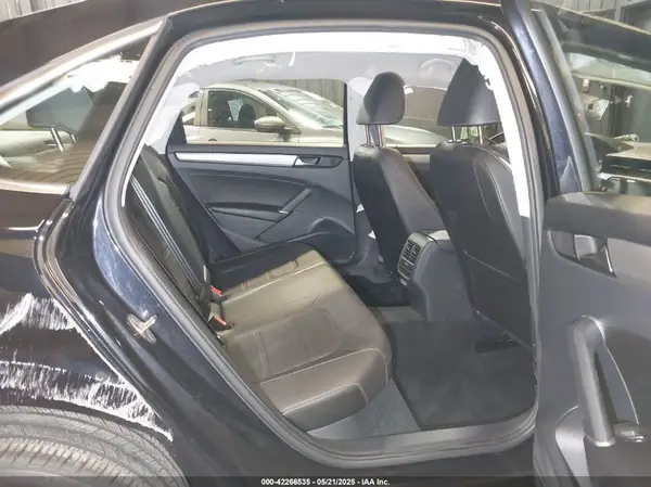 1VWSA7A37NC006100 2022 VOLKSWAGEN PASSAT - Image 8