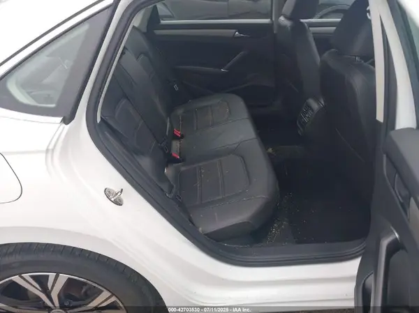 1VWSA7A38MC001468 2021 VOLKSWAGEN PASSAT - Image 8