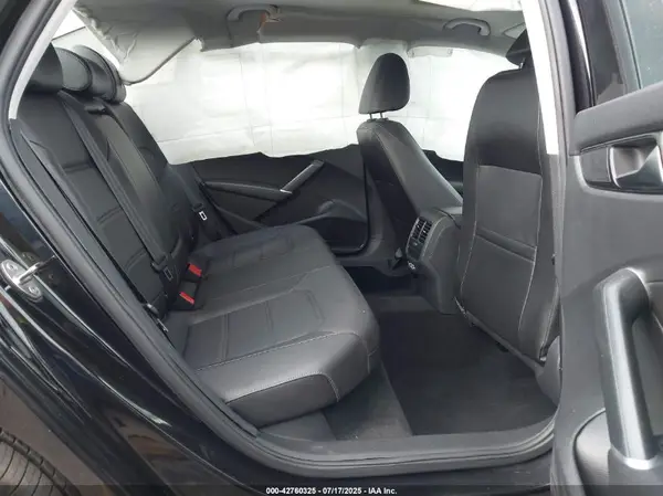 1VWSA7A38NC008308 2022 VOLKSWAGEN PASSAT - Image 8