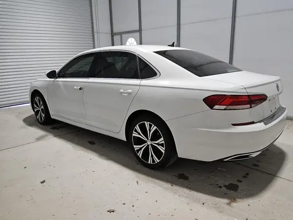 1VWSA7A39MC006324 2021 VOLKSWAGEN PASSAT - Image 2