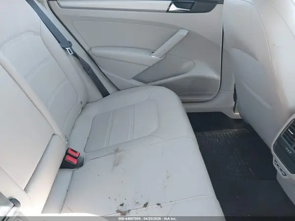 1VWSA7A39MC016643 2021 VOLKSWAGEN PASSAT - Image 8