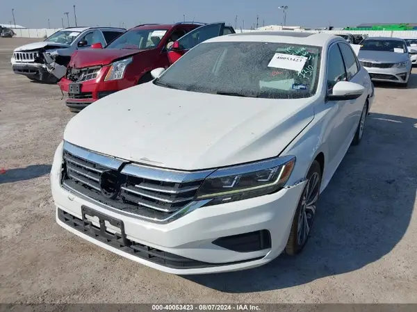 1VWSA7A39MC017310 2021 VOLKSWAGEN PASSAT - Image 2
