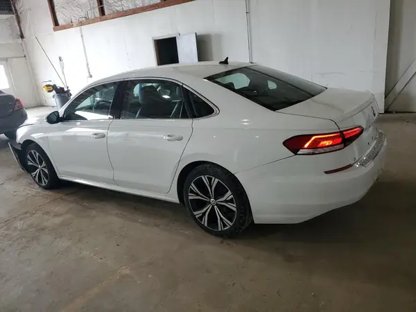 1VWSA7A39NC001660 2022 VOLKSWAGEN PASSAT - Image 2