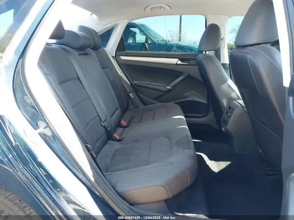 1VWSA7A39NC003375 2022 VOLKSWAGEN PASSAT - Image 8