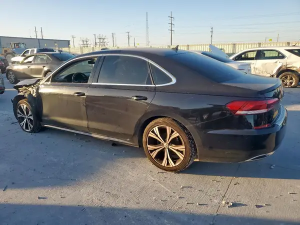 1VWSA7A39NC004137 2022 VOLKSWAGEN PASSAT - Image 2