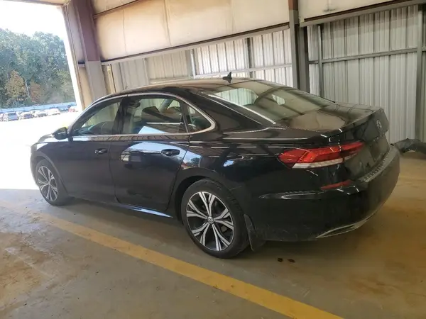 1VWSA7A39NC004722 2022 VOLKSWAGEN PASSAT - Image 2