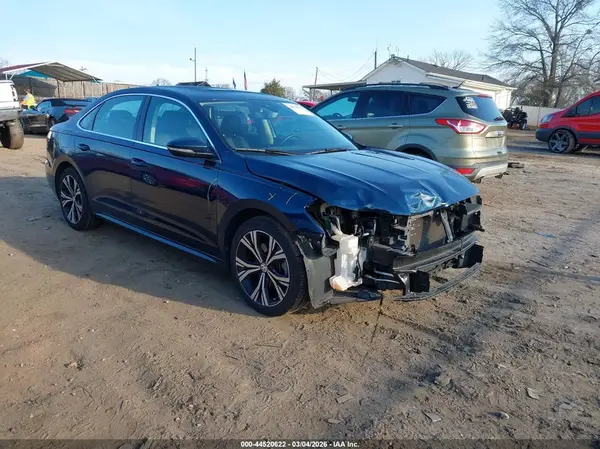 1VWSA7A39NC008267 2022 VOLKSWAGEN PASSAT - Image 1
