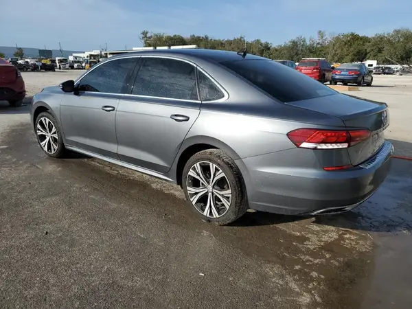 1VWSA7A3XMC001942 2021 VOLKSWAGEN PASSAT - Image 2