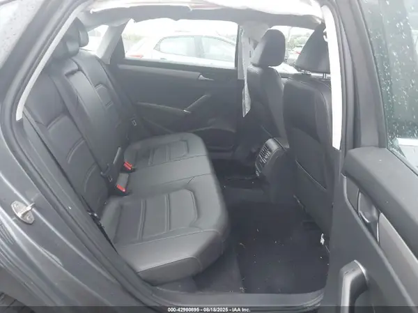 1VWSA7A3XMC014349 2021 VOLKSWAGEN PASSAT - Image 8