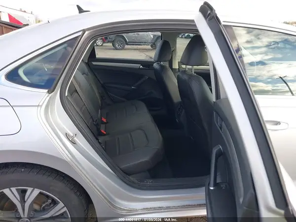 1VWSA7A3XMC015257 2021 VOLKSWAGEN PASSAT - Image 8