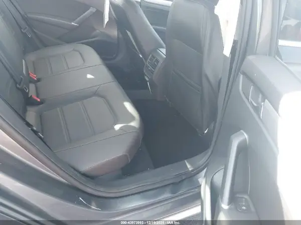 1VWSA7A3XMC017137 2021 VOLKSWAGEN PASSAT - Image 8