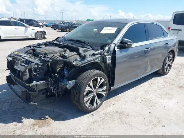 1VWSA7A3XNC006561 2022 VOLKSWAGEN PASSAT - Image 2