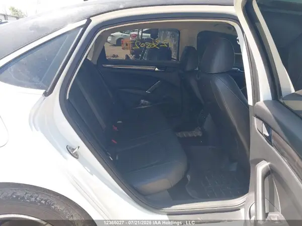 1VWUA7A34LC007887 2020 VOLKSWAGEN PASSAT - Image 8