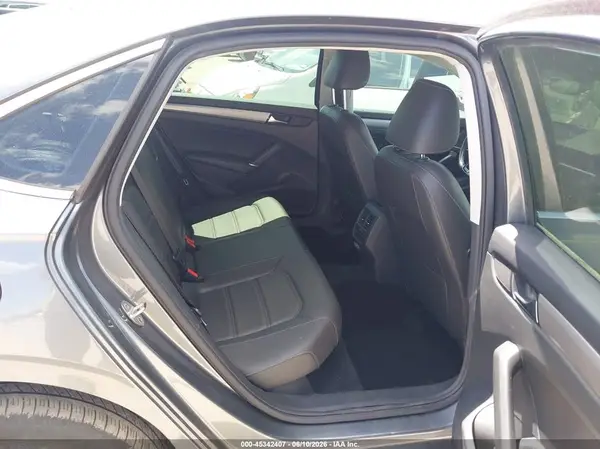 1VWWA7A34LC012810 2020 VOLKSWAGEN PASSAT - Image 8