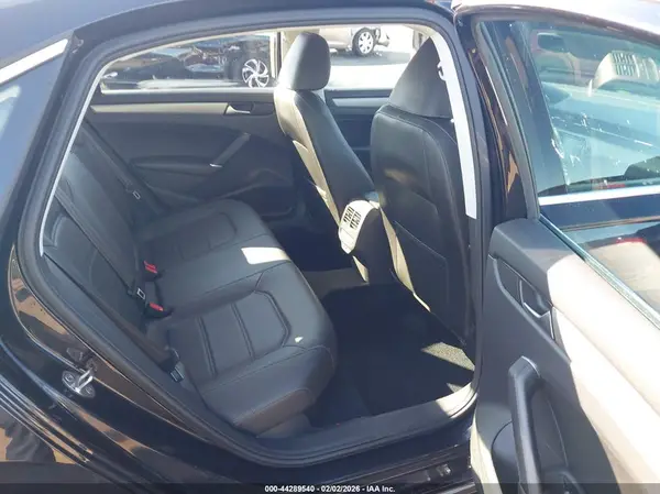 1VWWA7A37LC004264 2020 VOLKSWAGEN PASSAT - Image 8